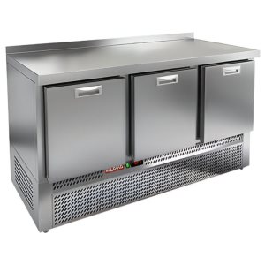 Стол морозильный HiCold GNE 111/BT BOX